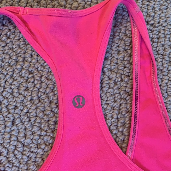 Lululemon raceback top - Picture 3 of 3